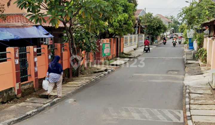 S699 House Suitable for Business 158 m2 Cheap Klender Duren Sawit East Jakarta 2