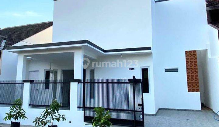 S327 Rumah Baru Bagus 154 M2 Dekat Galaxy di Pekayon Bekasi Selatan 2