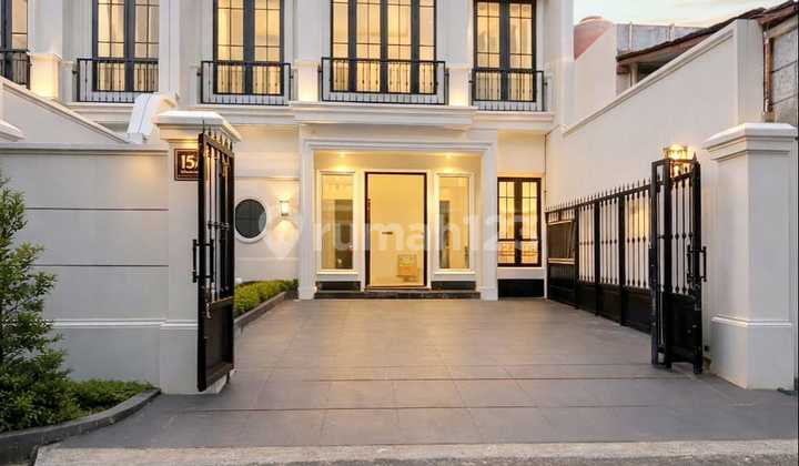 Zn51 Rumah Terbaru American Classic Mewah Cempaka Putih Jakarta Pusat