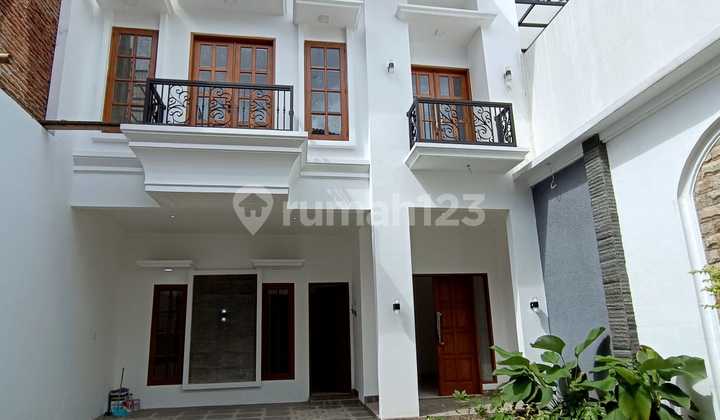 Y238 Rumah Mewah Siap Huni Pondok Bambu Duren Sawit Jakarta Timur