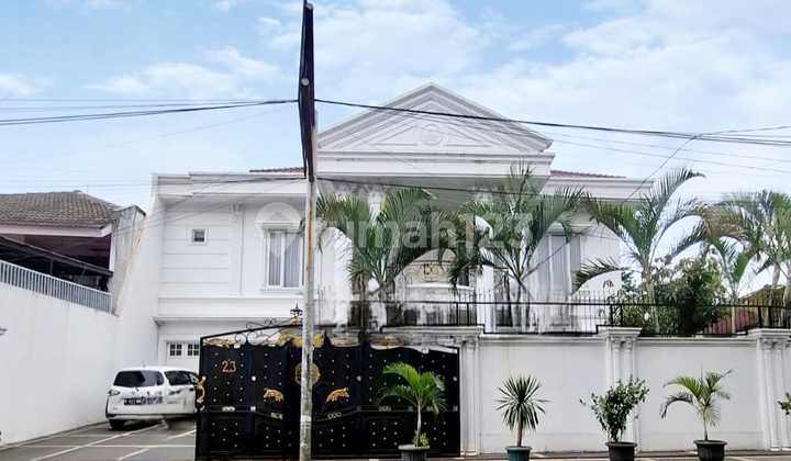 B08 Rumah Mewah Strategis 672 m2 Tebet Jakarta Selatan 2