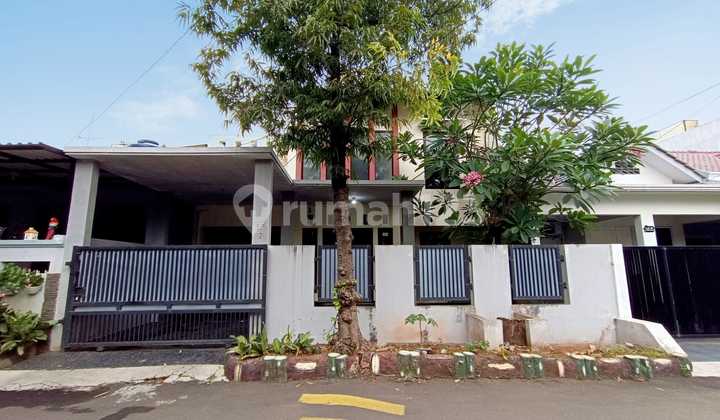 DD327 Rumah Siap Huni 162 m2 Murah di Galaxy Bekasi Selatan