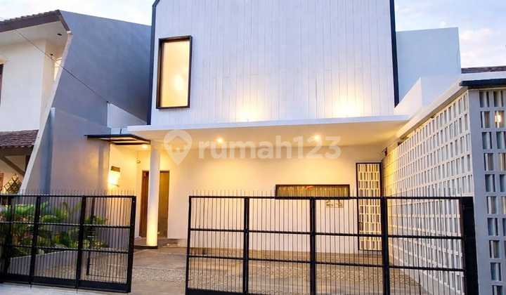 ZN7 New Scandinavian Modern House Duren Sawit East Jakarta