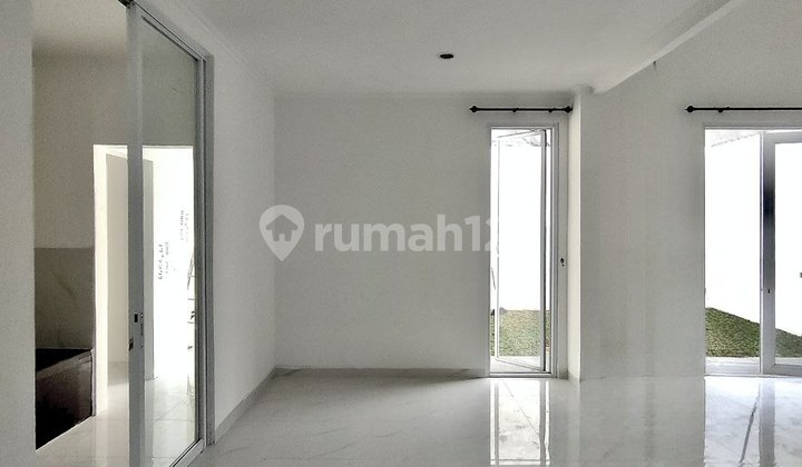 DD332 Rumah Bagus 200 m2 Murah Kota Wisata Cibubur  2