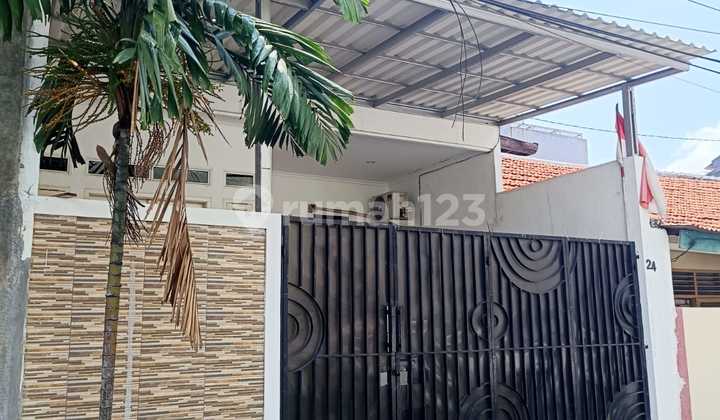 AC5 Rumah Bagus Private Pool Rawamangun Jakarta Timur