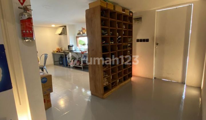 Y392 Rumah Hoek Bagus 165 M2 Dekat Rawamangun di Kayu Putih Jakarta Timur 2