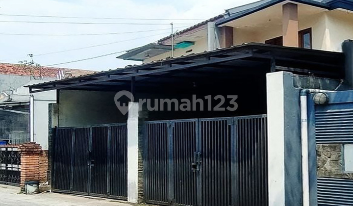 Semifurn Rumah Strategis Luas Jl Lebar Harjamukti Depok LRT Tol