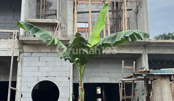 Rumah Strategis Modern Jl Lebar Kayuringin Bekasi Stasiun Tol LRT 2