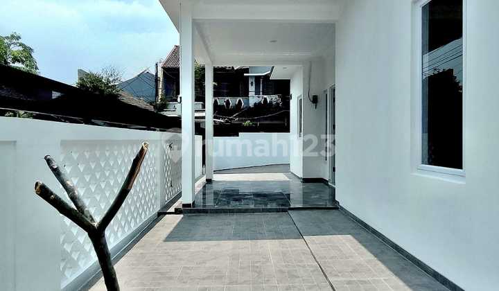 Turun Harga Rumah Strategis Luas Jl Lebar Pekayon Bekasi Tol LRT 2