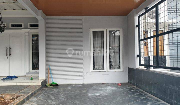Sewa Cluster Stratgis 4KT AC Semfurn JlLbr Stasiun Kranji Tol LRT 2