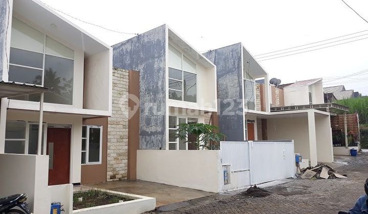 Price Drop, Strategic Complex on Jl Lebar Near Wonokoyo Campus Malang 2