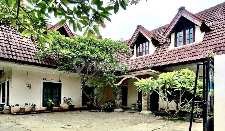 Vintage Semifurn Luas Hook Asri 2Lt Jl Ry Pekayon Jatiasih Bekasi