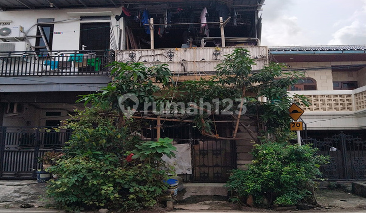 Below NJOP 3-Story House + Strategic Boarding House in Sukapura, Cilincing, North Jakarta 2