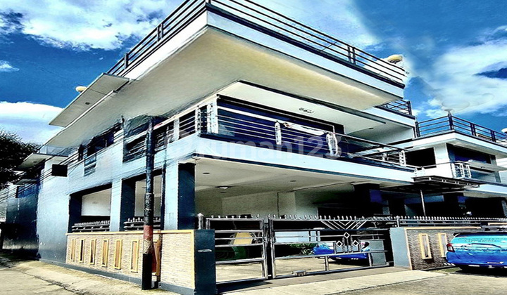 Price Drop 3 Floors Semi-Furnished Strategic Hook Wide Large Pondok Gede Bekasi Toll Road