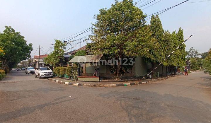 Rumah Hook di Jatibening, Pondok Gede, Bekasi 2