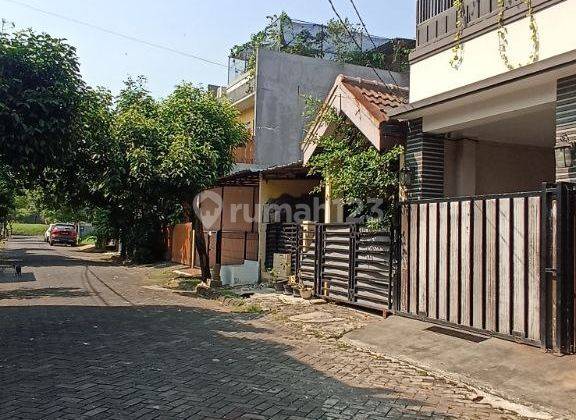 Dijual Rumah Semi Furnished di Kemang Pratama, Bekasi 2