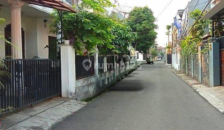 Jalan 2 Mobil Rumah Hitung Tanah Lokasi Strategis Area Tebet 2