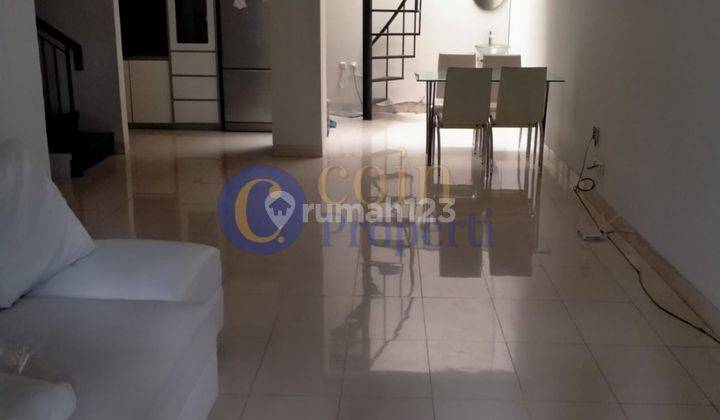 Rumah Minimalis Modern 2 Lantai Siap Huni 2