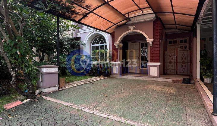 Rumah Dengan Tipe Modern 2 Lantai di Kota Wisata 2