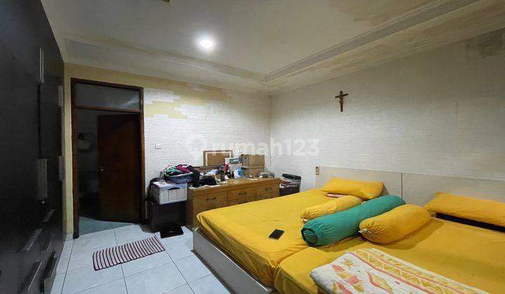 Rumah Singgasana 3 Kt SHM  2