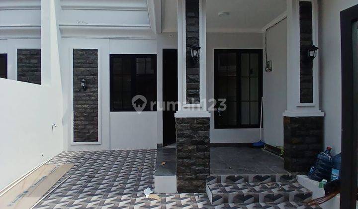 Rumah cantik 1 lantai dekat stasiun 1