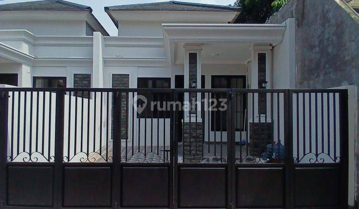 Rumah cantik 1 lantai dekat stasiun 2