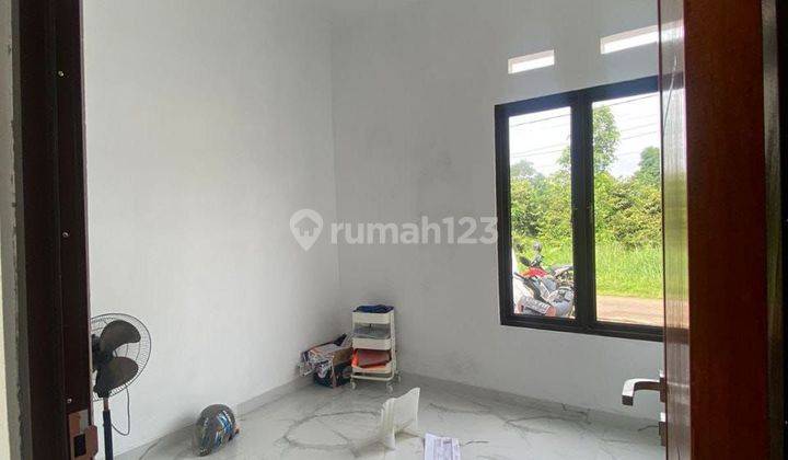 Rumah dengan nuansa Bali Dekat stasiun Depok 2