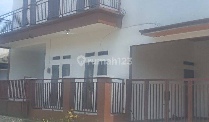 Rumah Besar 2 lantai dalam cluster Dekat stasiun Depok 2