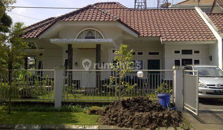 Rumah Hook 1 Lantai di Jalan Utama Cluster Batununggal Bandung 2