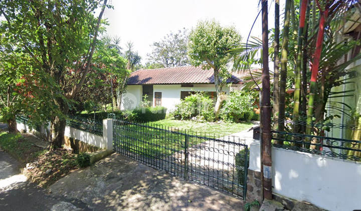 Rumah Lama Posisi Hook Di Tubagus Ismail Dago Dekat Itb