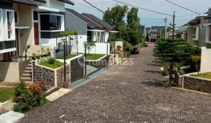 Rumah Terawat Siap Huni di Villa Bandung Indah Bandung Timur 2