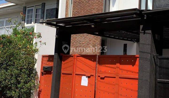 Rumah Bagus 2 Lantai di Cigadung Bandung Dekat Ke Dago ITB Salman 2