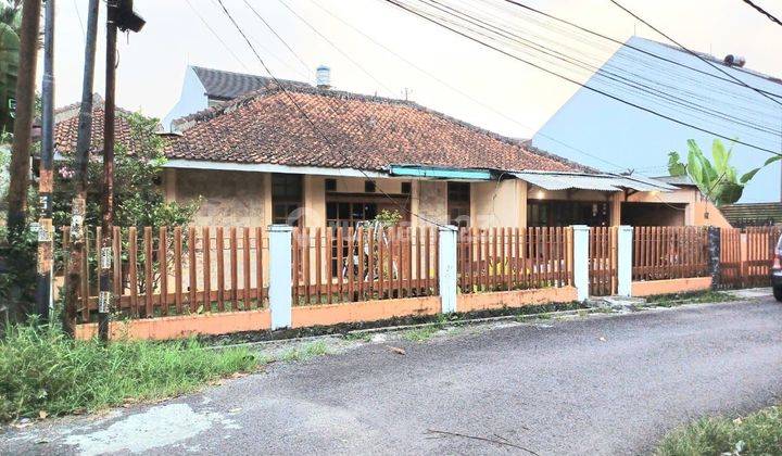 Rumah Lama Terawat di Suryalaya Cijagra Buah Batu 1