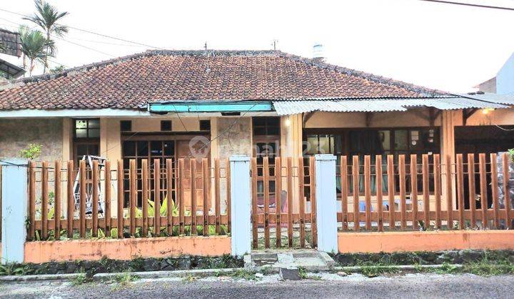 Rumah Lama Terawat di Suryalaya Cijagra Buah Batu 2