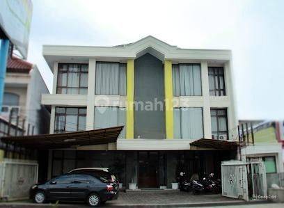 Gedung Kantor Siap Pakai Jalan Utama Sayap Gatot Subroto