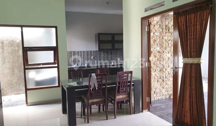 Rumah Modern di Komplek Pelangi Antapani Bandung 2