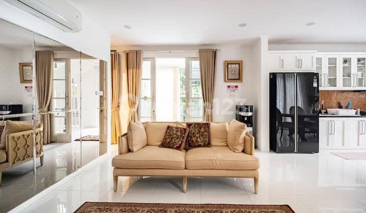 Rumah Lux di Lingkungan Asri Ciumbuleuit Bandung 2