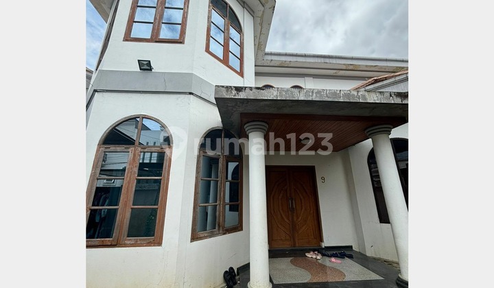Well-Maintained House in One Get Complex on Purwakarta Street, Antapani. 2