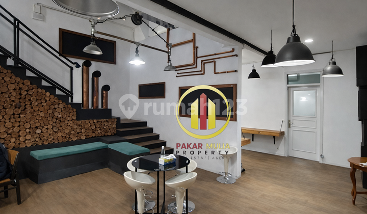 Gedung Kantor di Mainroad Pelajar Pejuang Gatot Subroto Bandung Gedung Kantor di Mainroad Pelajar Pejuang Gatot Subroto Bandung