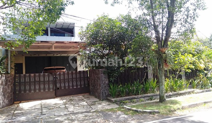 Rumah Di Kawasan Komersil Sayap Riau Bandung  2