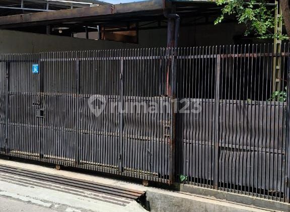 Rumah Di Jalan Utama Cisaranten Arcamanik Cocok Untuk Usaha