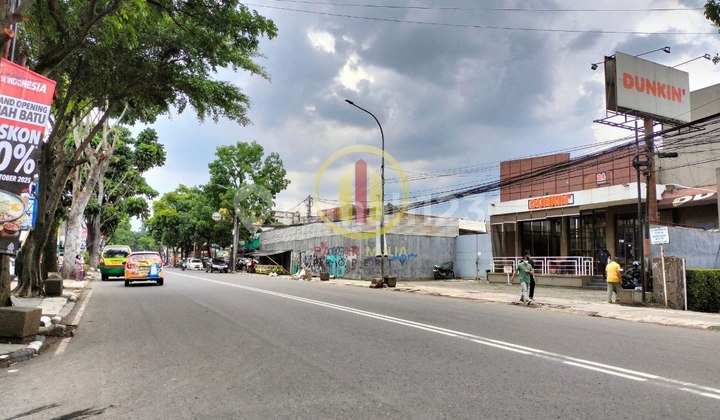 Rumah Lama Di Mainroad Buah Batu Raya Strategis Untuk Usaha