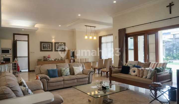 Harga Dibawah NJOP Rumah Mewah di Komplek Budi Indah Setiabudi