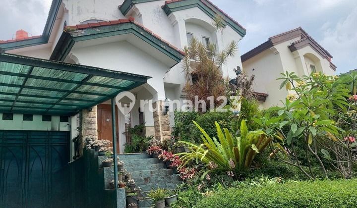 Rumah Di Komplek Alamanda Tubagus Ismail Dago