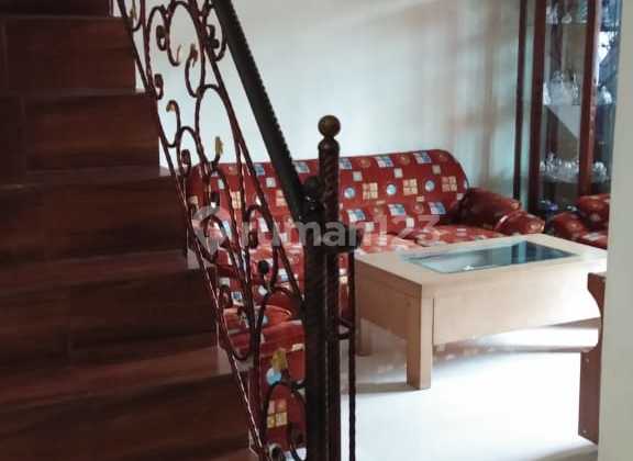 Flood-Free House in Deppen Pesanggrahan Complex, South Jakarta 2