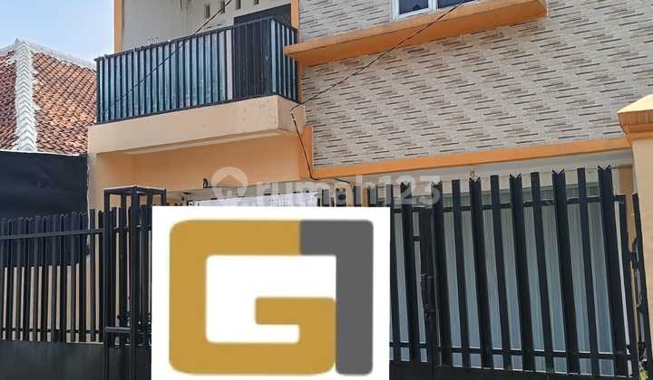 2-Story House in Larangan Indah, Ciledug