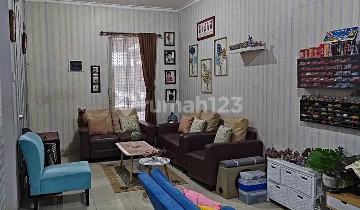 Strategic Location House at Urbana Place Bintaro, Ciputat 2