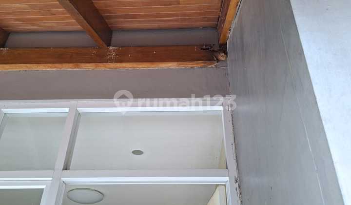 Sewa Rumah di Kembangan Baru, 6 Kamar 2