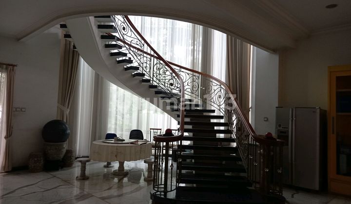 Rumah 2 Lantai di Boulevard Puri Indah, 5Kt 2