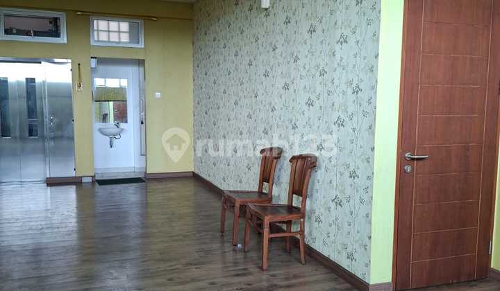 Sewa Ruko Sentra Niaga Cocok untuk Ruang Yoga Sewa Ruko Sentra Niaga Cocok untuk Ruang Yoga